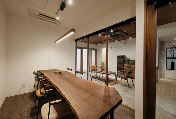 MEETING ROOM ミーティングルーム