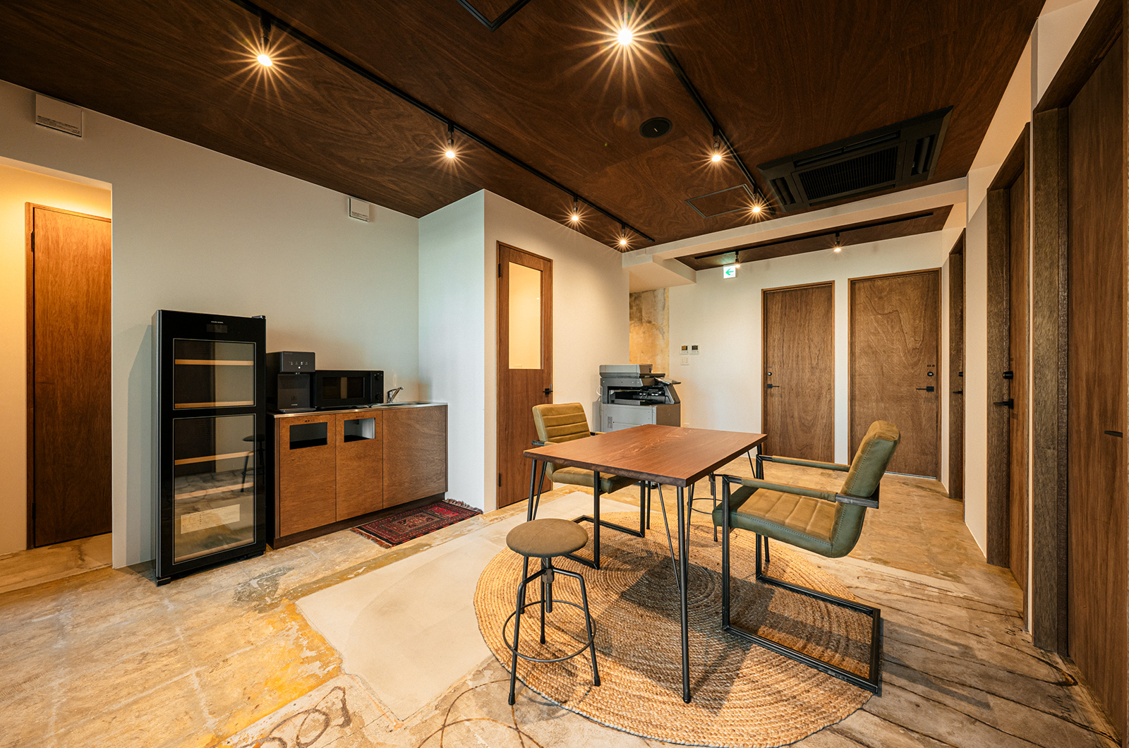 Whatever NAKANOSHIMA 4F SPACE